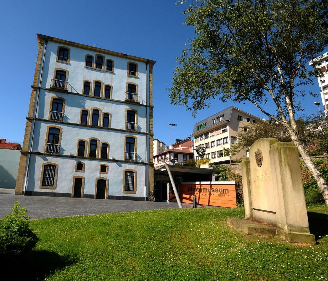 Kaixo Museum Con Parking Gratis Lägenhet Zarautz Exteriör bild